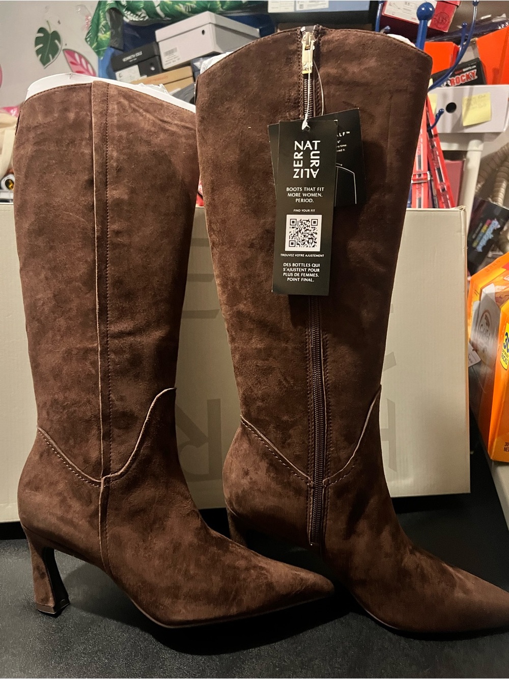 Naturalizer size 9 Dark Brown Suede Knee-High Heeled Boots with Side Zip